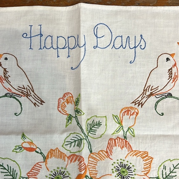 Vintage  Happy Days Cross Stitch Piece ready to frame or to make a pillow - Picture 3 of 10